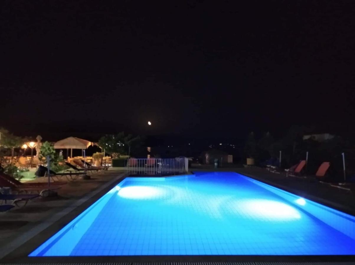 Sofia Beach Apartments Kávos Екстериор снимка