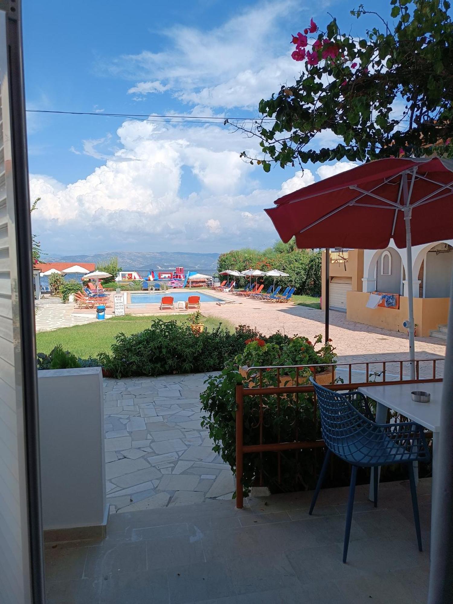 Sofia Beach Apartments Kávos Екстериор снимка